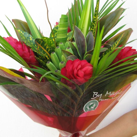 Round Bouquet Rainbow 'R01W'